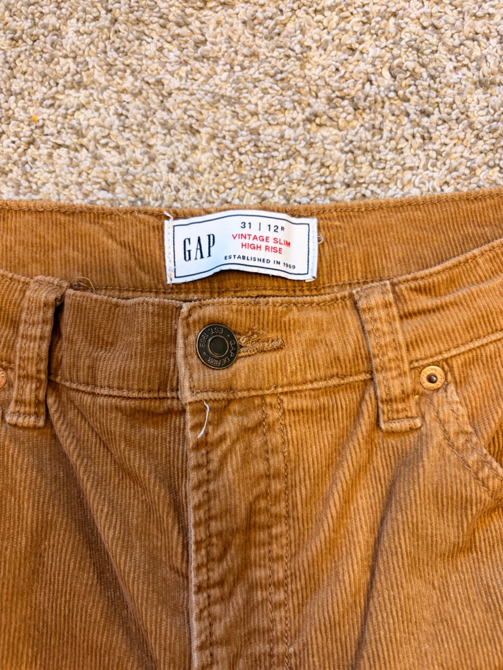GAP Women’s Vintage Slim Corduroys - Picture 2 of 7